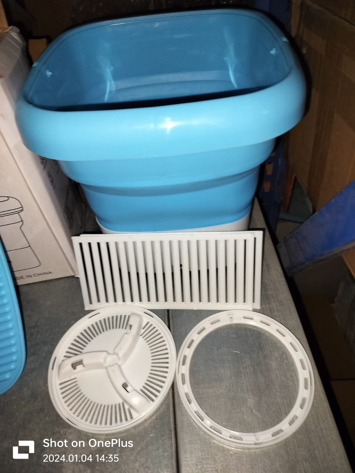 Small foldable washing machine, easy to carry and store Small foldable washing machine, easy to carry and store